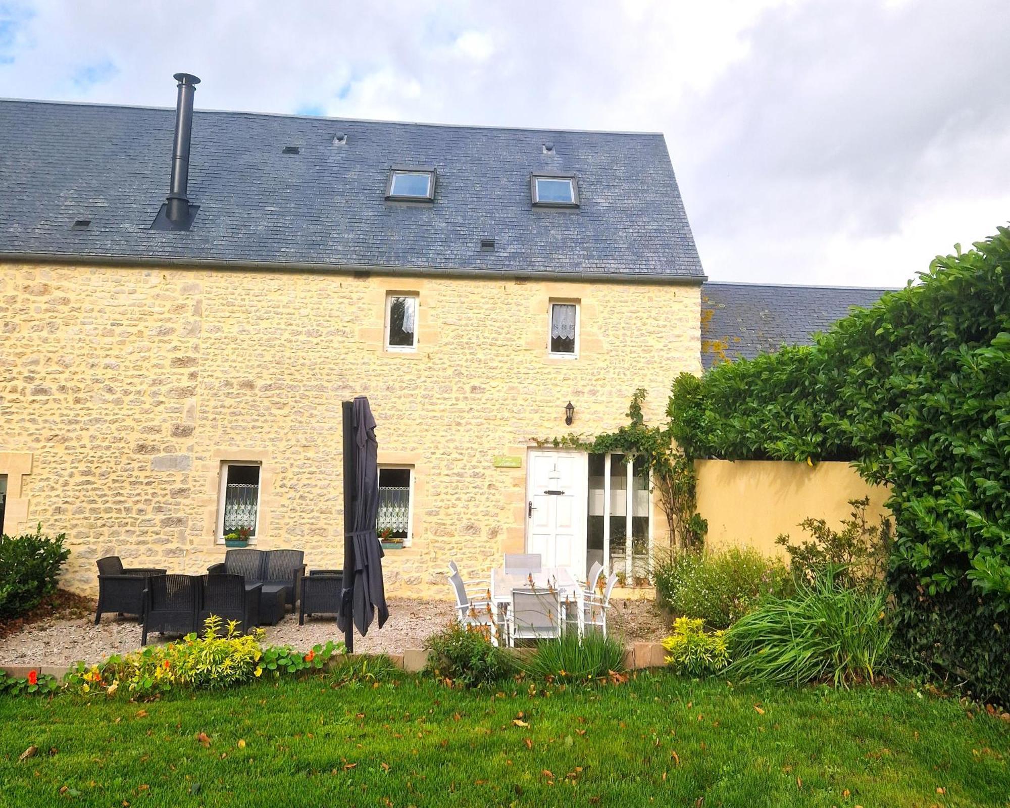 Domaine De Houtteville - Gites - Omaha Beach Normandy Surrain Exterior photo
