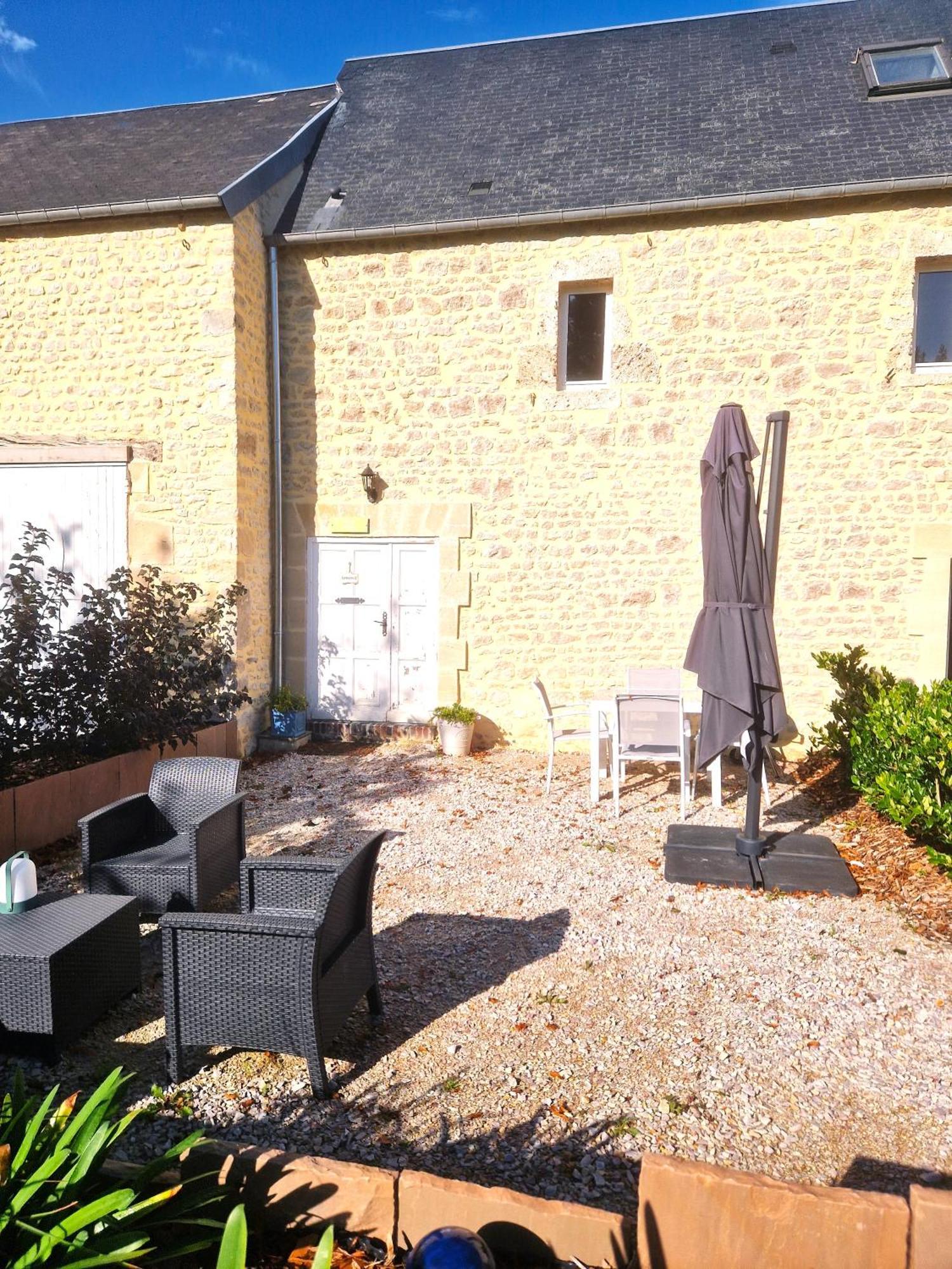 Domaine De Houtteville - Gites - Omaha Beach Normandy Surrain Exterior photo